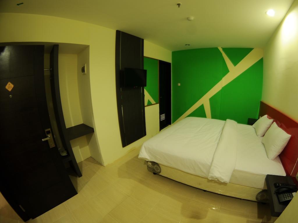 Quin Centro Hotel Palembang Zewnętrze zdjęcie